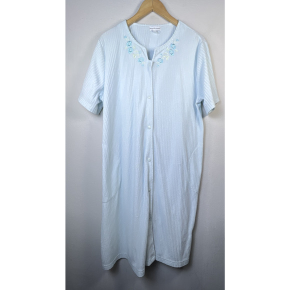Miss Elaine Robe Nightgown snap front Short Sleeve granny knit large embroidered - Picture 1 of 10